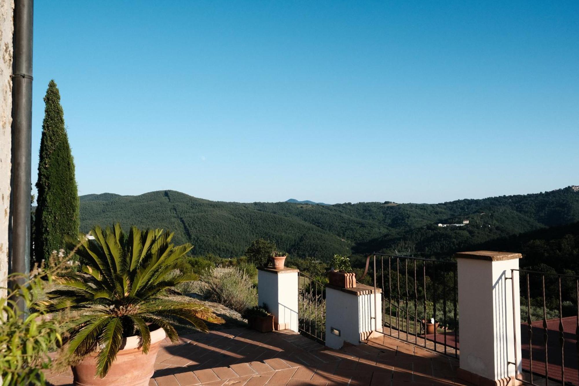 Vin Hotel - Wine Resort And Agriturismo Montieri Екстериор снимка