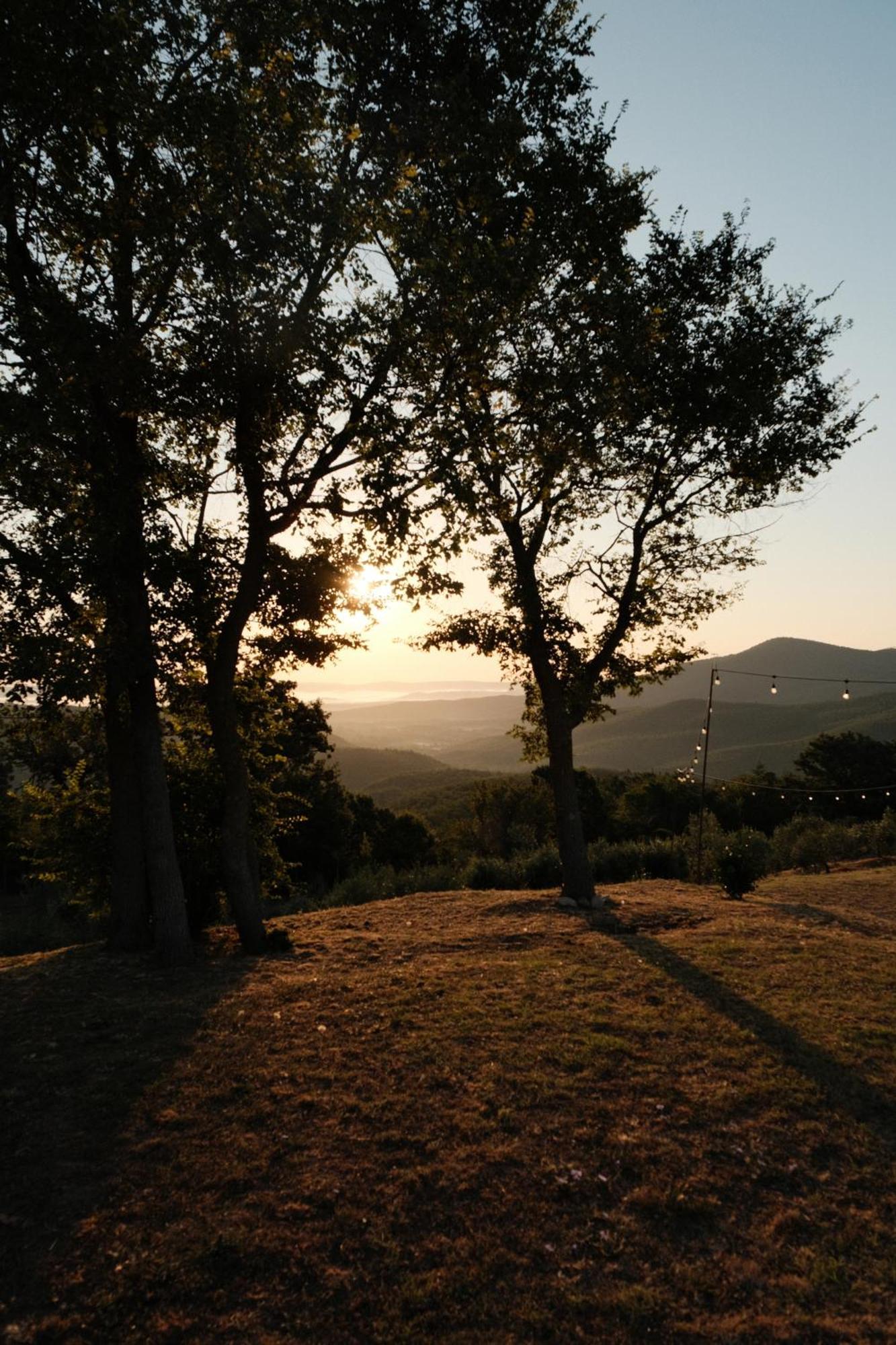 Vin Hotel - Wine Resort And Agriturismo Montieri Екстериор снимка