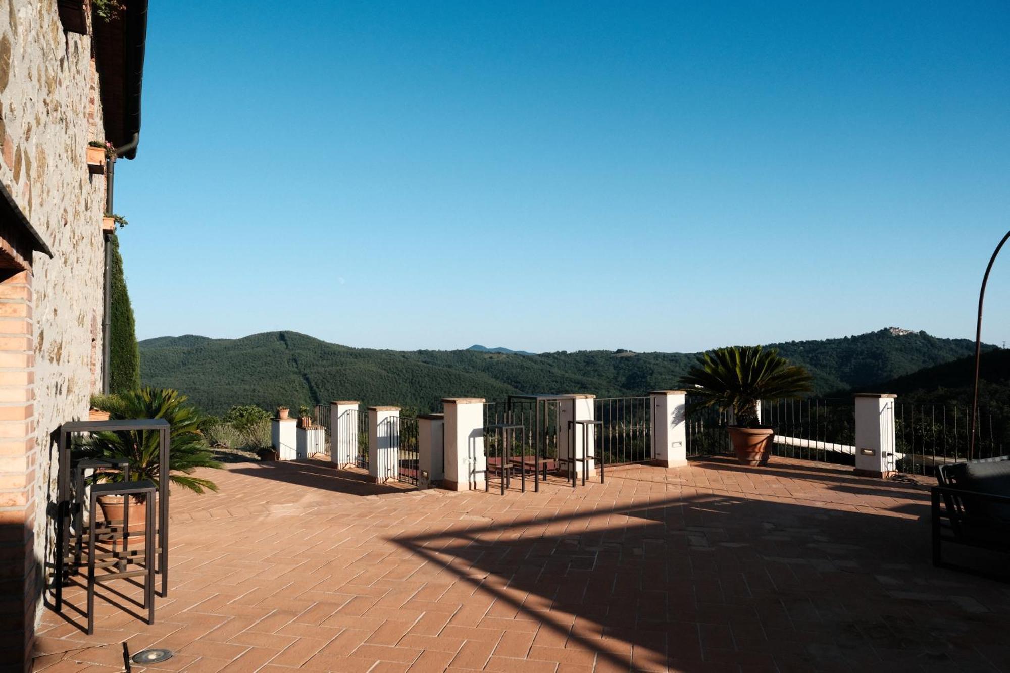 Vin Hotel - Wine Resort And Agriturismo Montieri Екстериор снимка