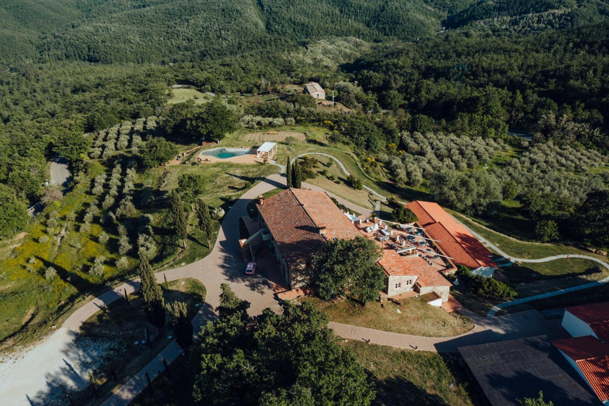 Vin Hotel - Wine Resort And Agriturismo Montieri Екстериор снимка