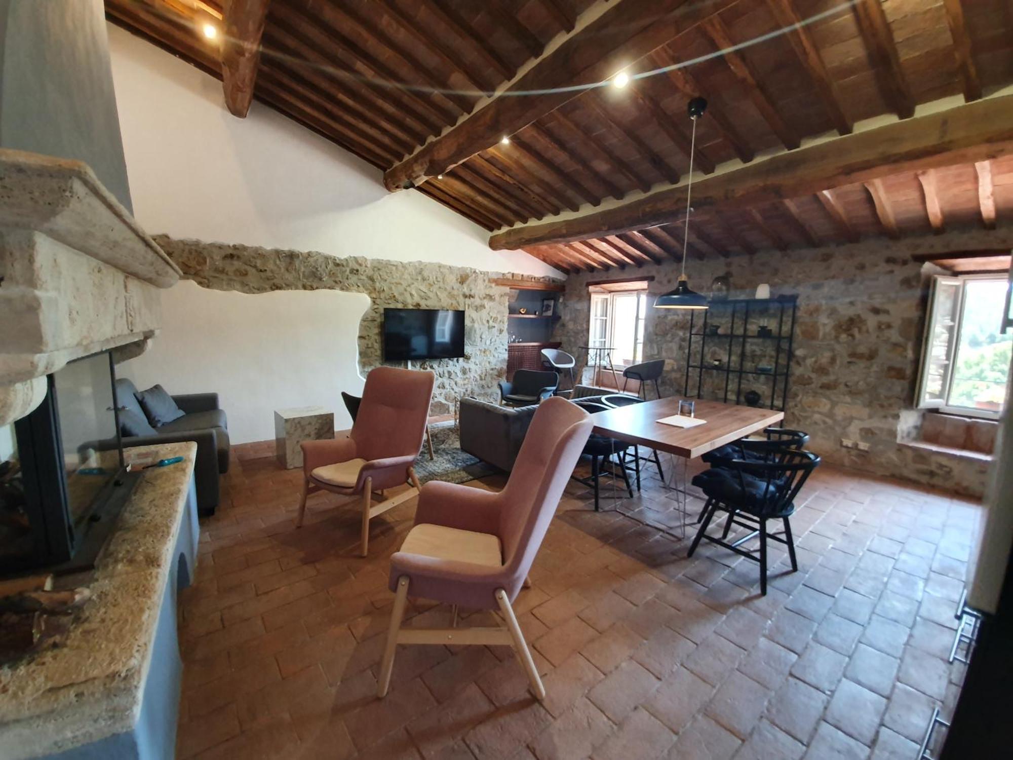 Vin Hotel - Wine Resort And Agriturismo Montieri Екстериор снимка