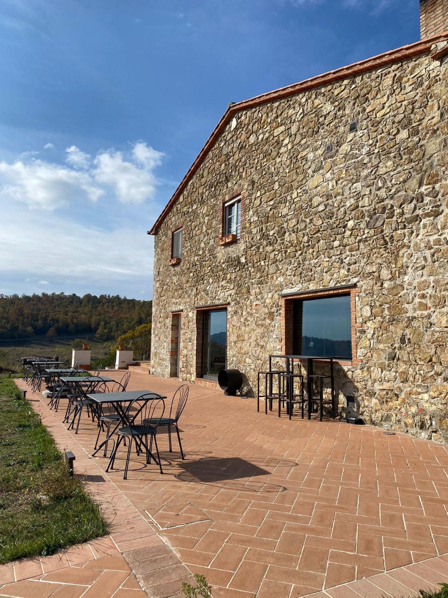 Vin Hotel - Wine Resort And Agriturismo Montieri Екстериор снимка